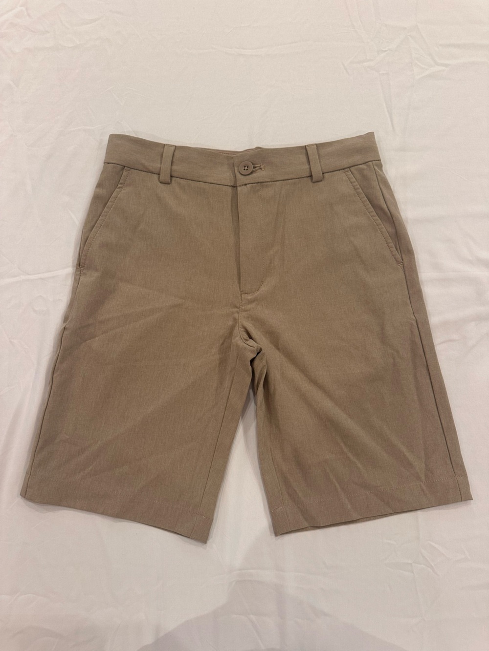 Vineyard Vines Boys’ Performance Lightweight Shorts Khaki 14
